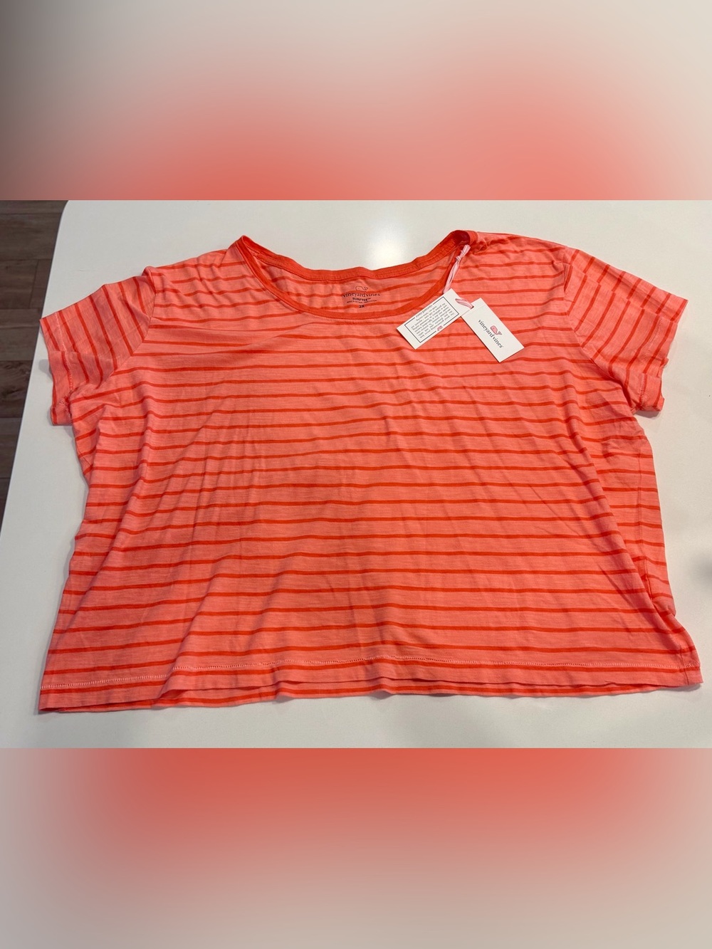 Vineyard Vines women’s Striped surftee in Papaya Punch NWT